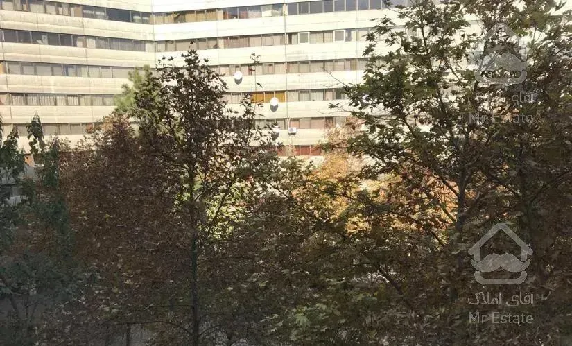 آپارتمان ١۴١ متری ٣ خوابه شهرک اکباتان