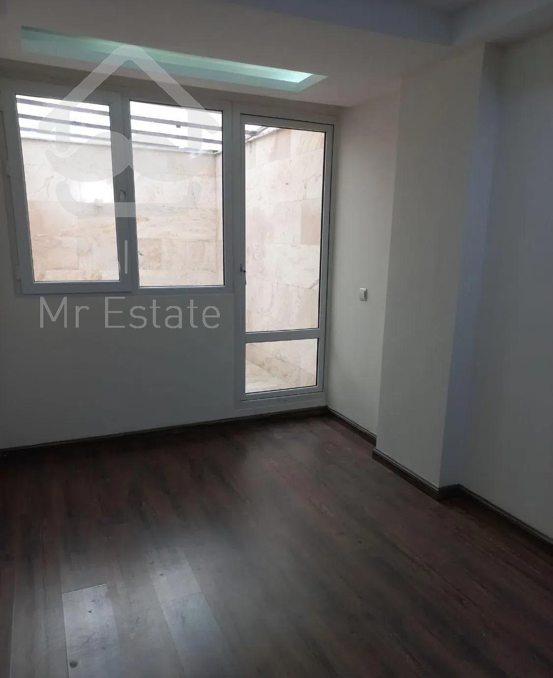 105متر 2ساله فول خ 152 فلکه اول