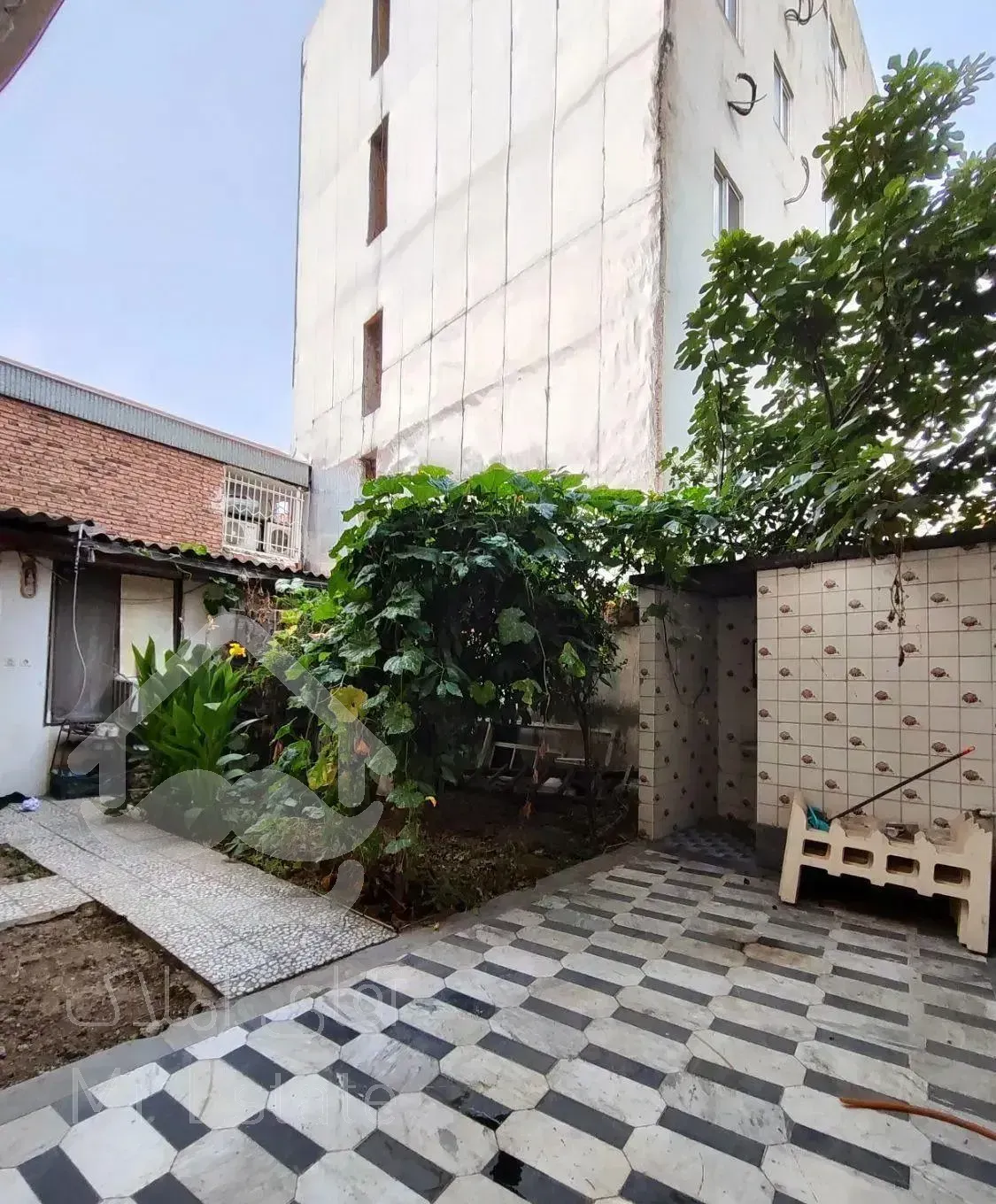 ۱۲۰ متری/طبقه اول/تک واحدی/فرهنگشهر