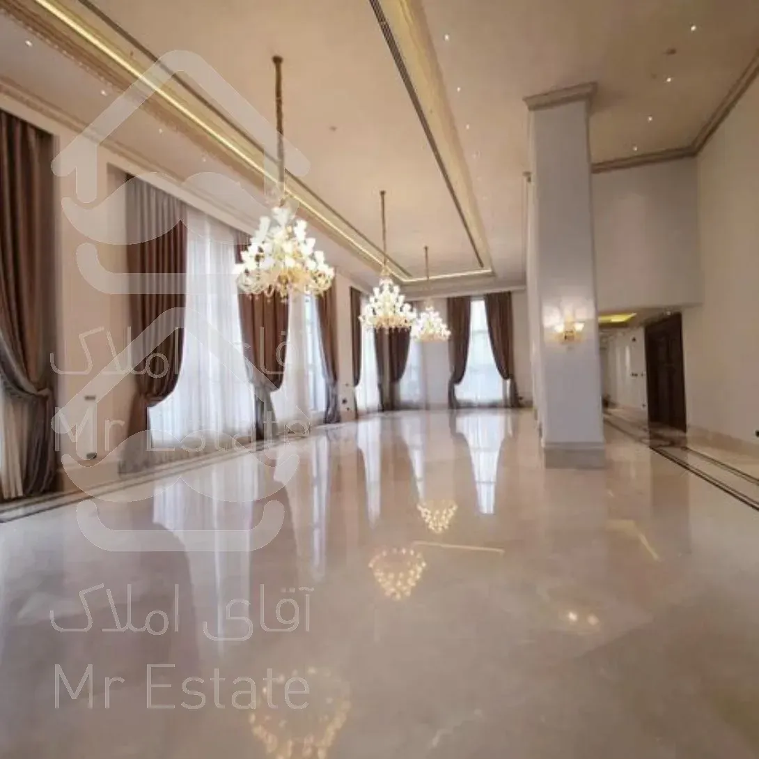 ۱۵۰۰ متر پنت هاوس استخردار