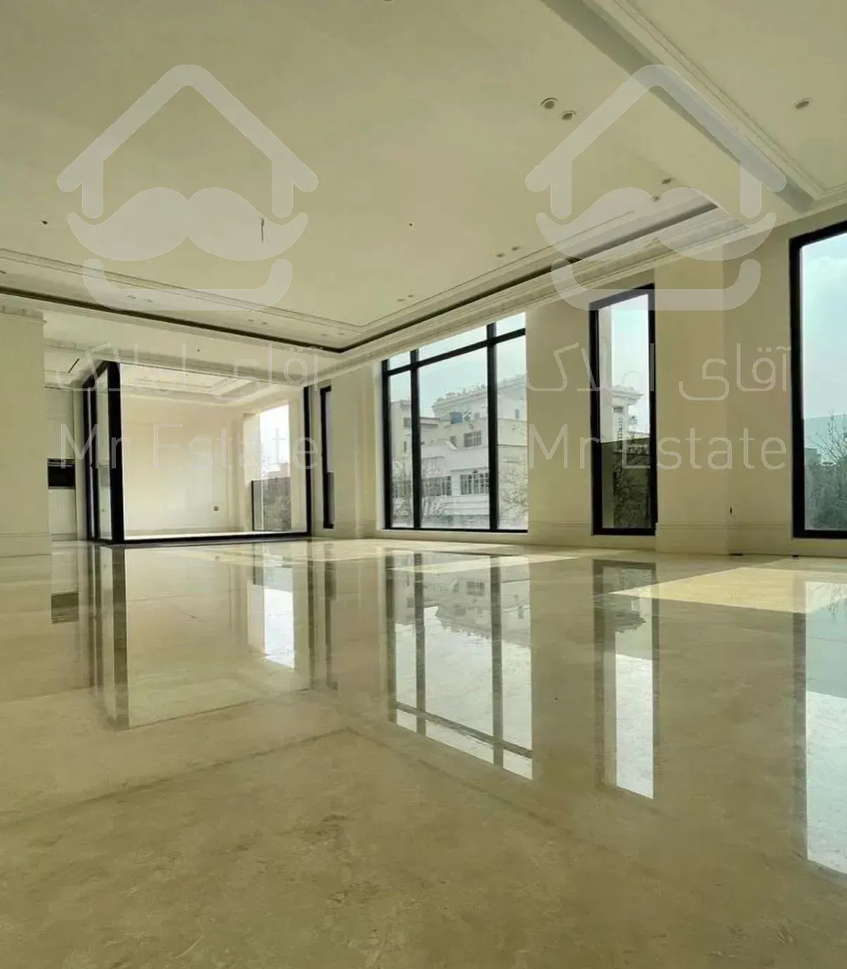 باغ فردوس ۲۳۰متر نوساز فول مشاعات