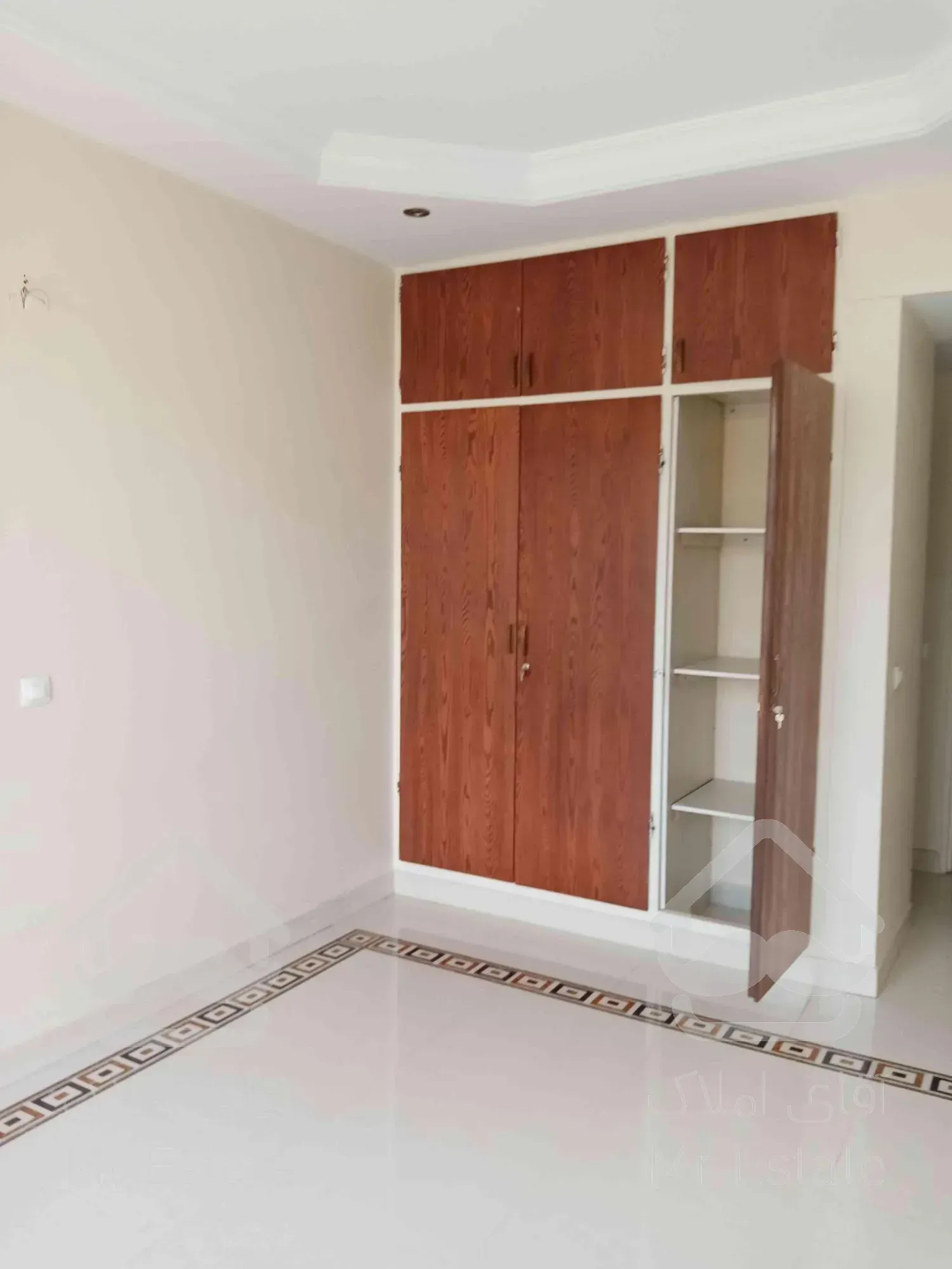 173 متر بام محک فول امکانات