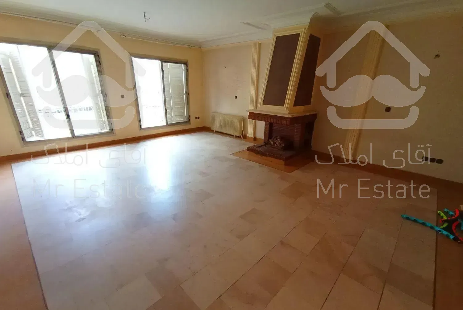 رودکی شمالی ۱۴۰متر، ۲خواب، ۲پارکینگ