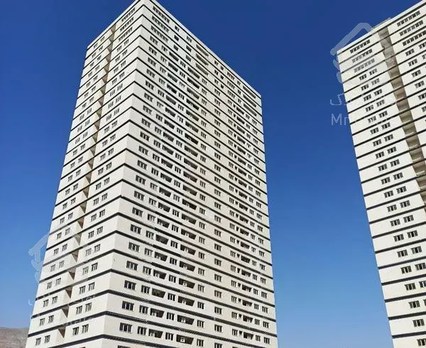 ۱۳۲ متر ۳ خواب کلید نخورده