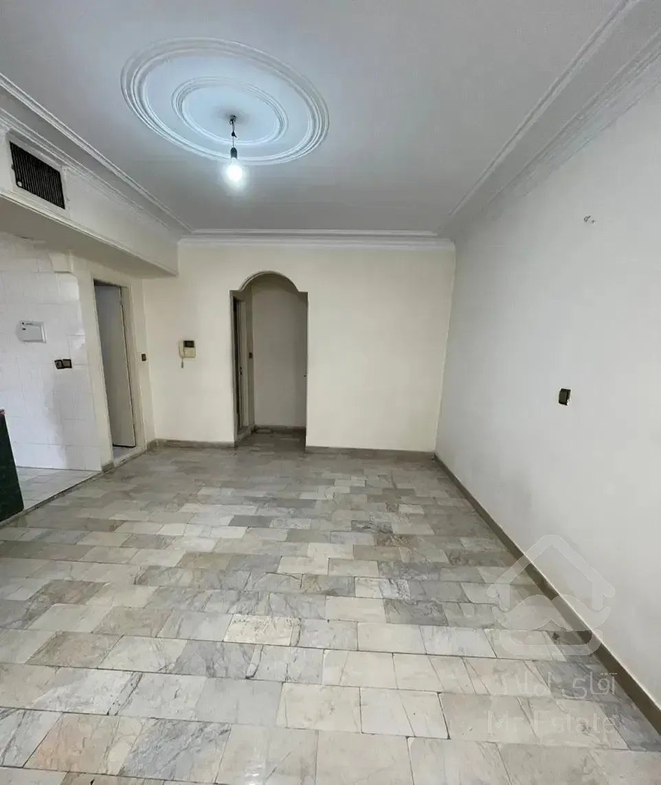 واحد ۵۳ متری یک‌خواب در صالحیان غربی