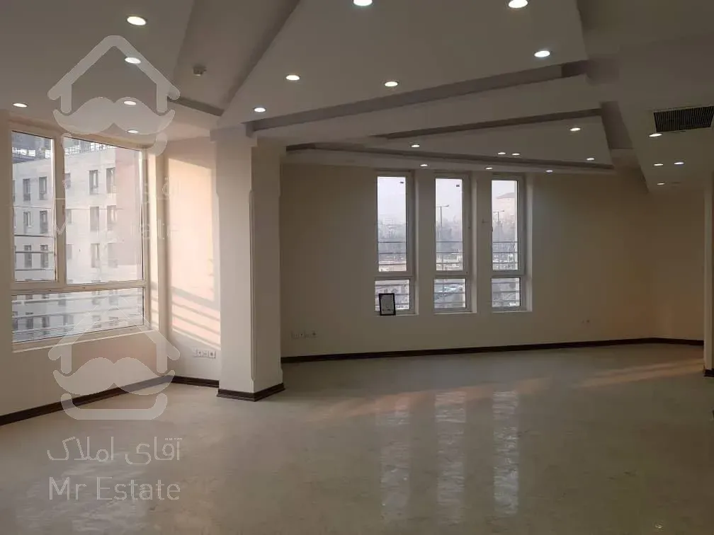 100متر اداری خانی