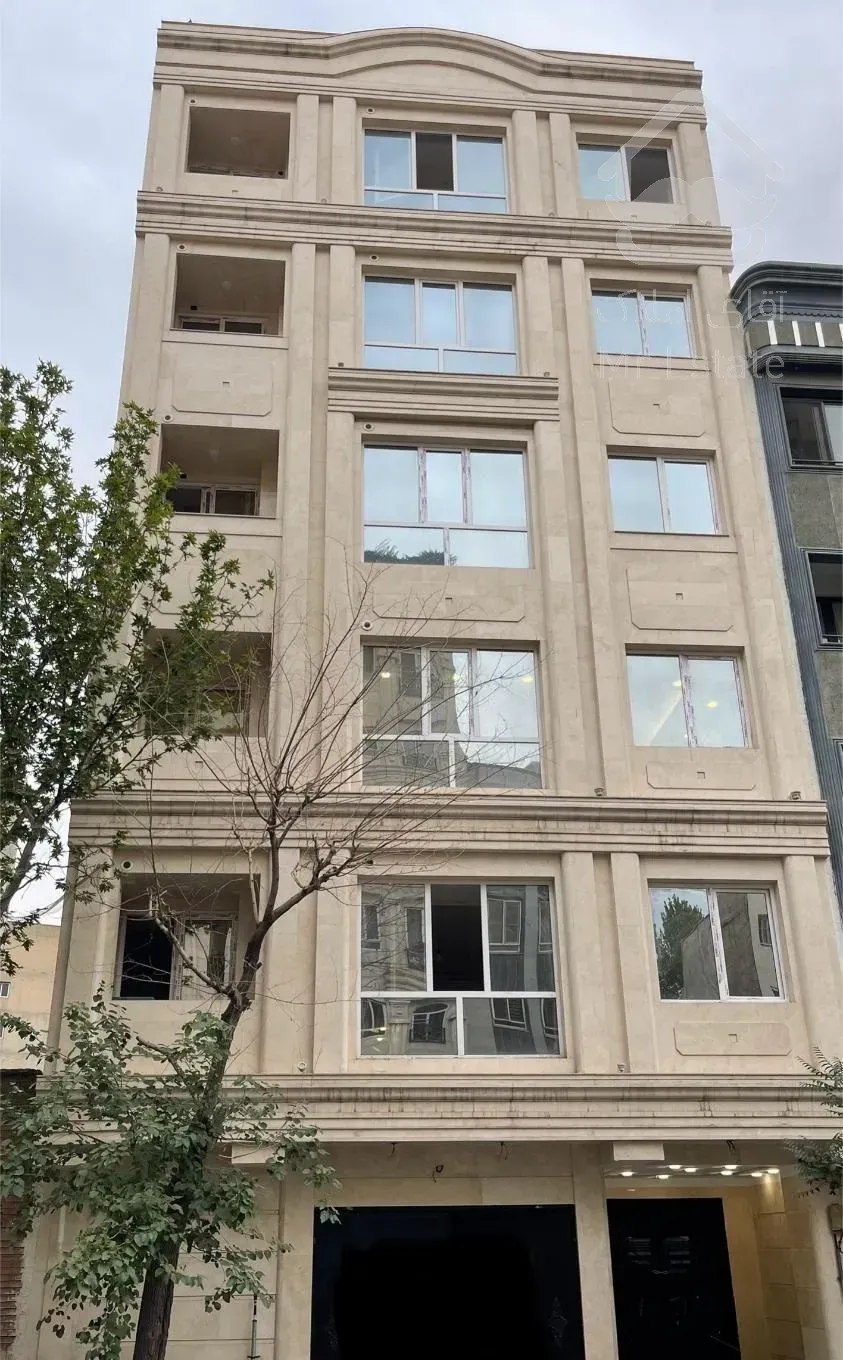 اجاره واحد ۱۹۰ متری