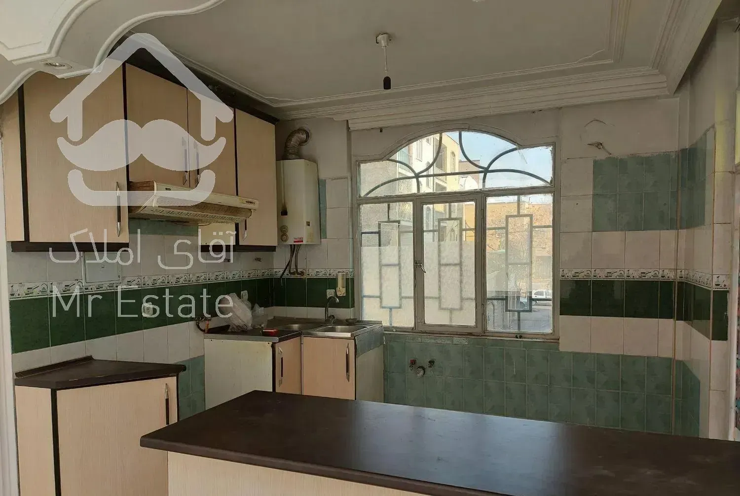 اپارتمان ۹۰ متری دو خوابه نزدیک مترو