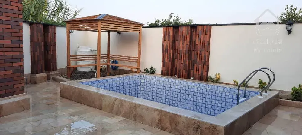 ویلا بسیار شیک و مدرن نزدیک دریا