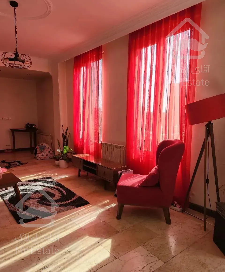 ۶۸ متر یک خواب/ دو پارکینگ/ آفتابگیر