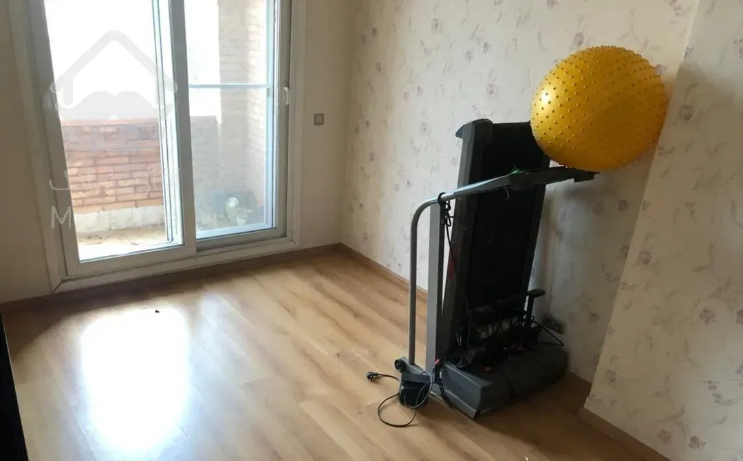 نیاوران خ امیر ۱۰۵ متر ۲ خواب فول