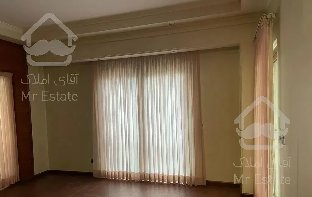 اپارتمان ۲۷۰ متر ۴ خواب تک واحدی فرمانیه شرقی