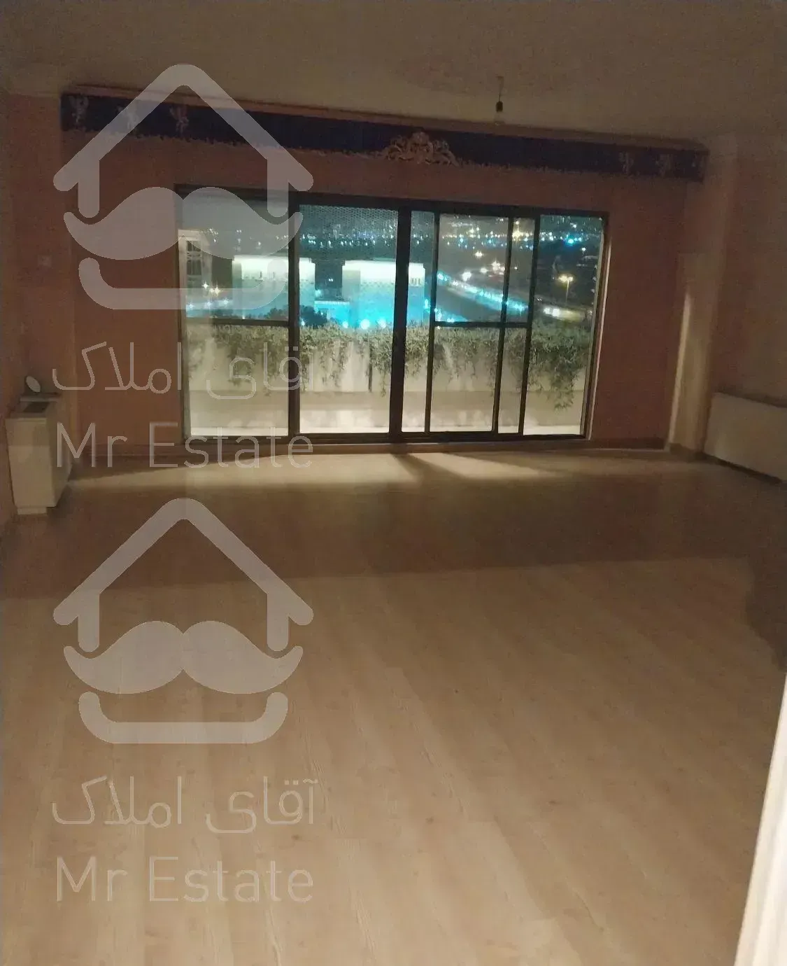 آپارتمان 138 متری 2 خوابه بازسازی شده