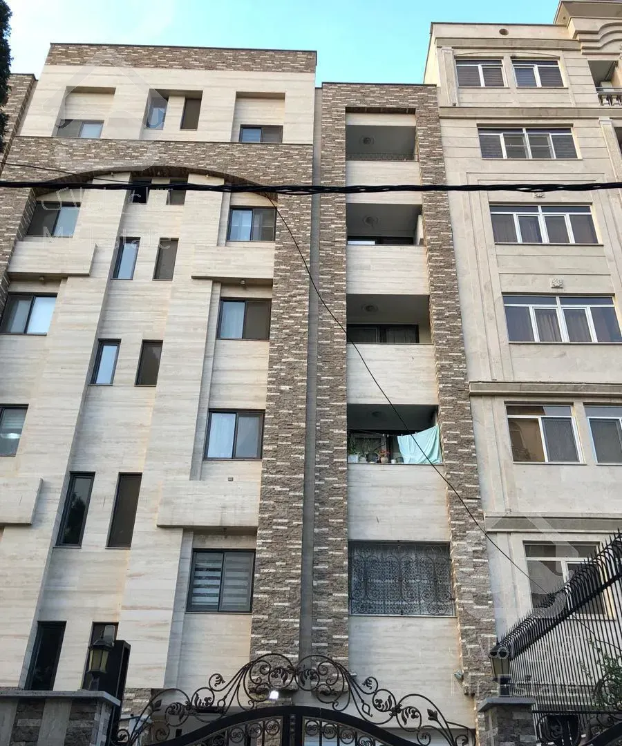 اپارتمان ۱۰۵ متری