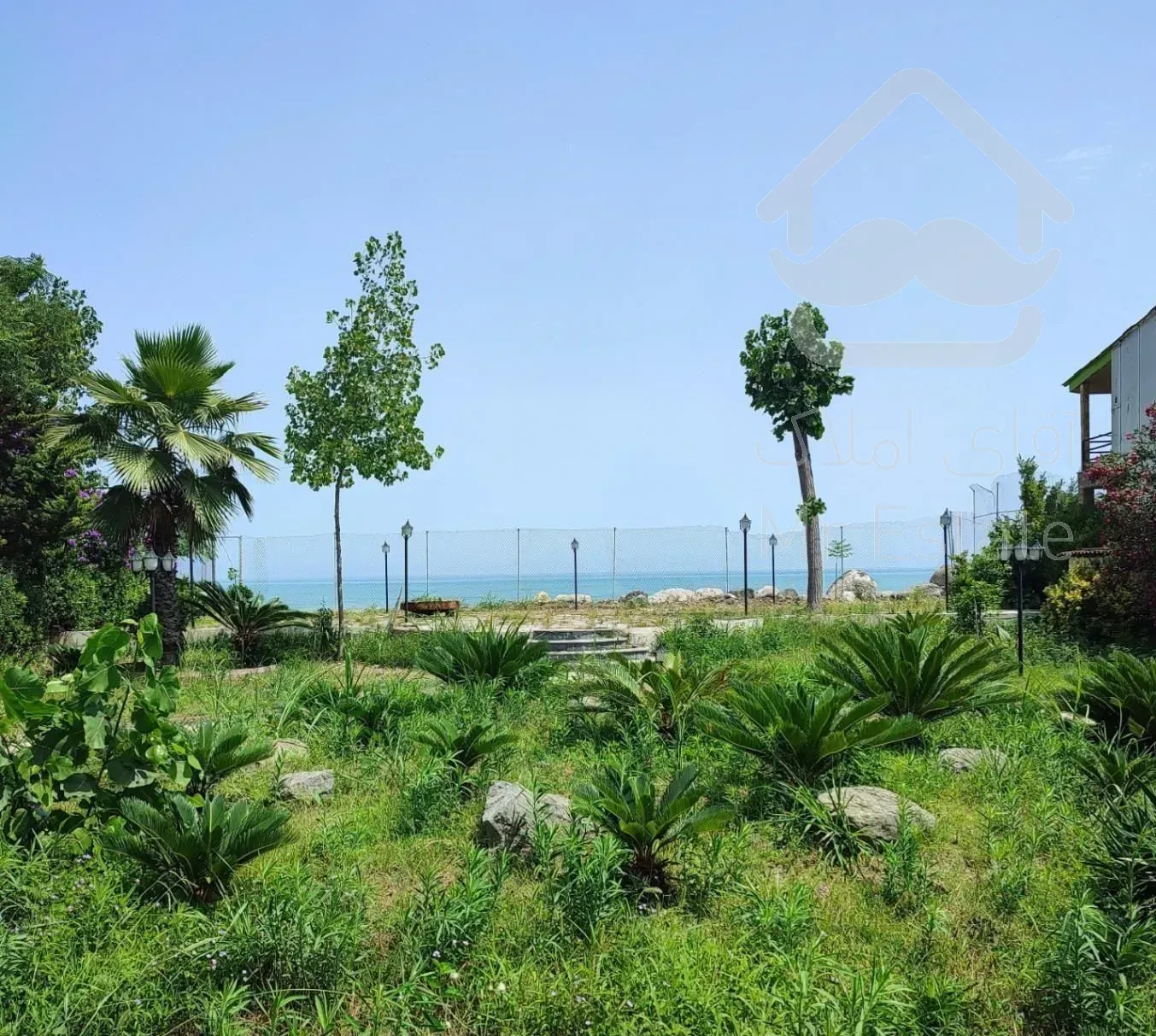 پلاک اول دریا باغ ویلا 2135 متری شهرکی نوشهر