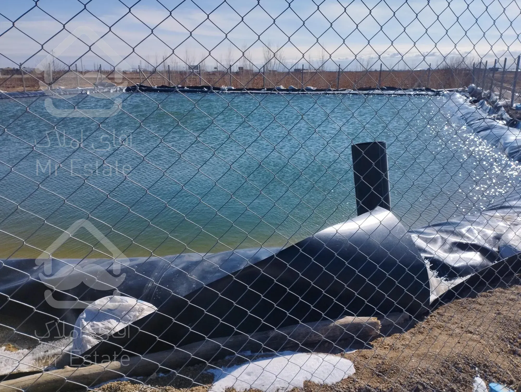 ملک تجاری مسکونی