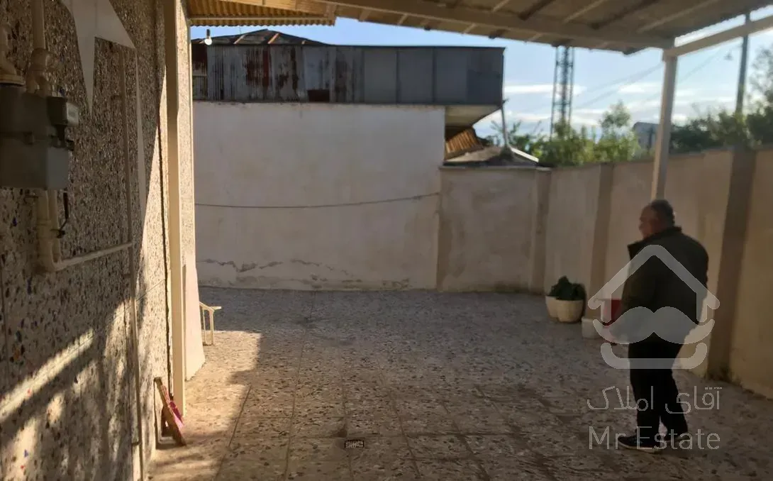 خانه ویلایی۲۳۰ متری  ۲۰ متر بر خیابان