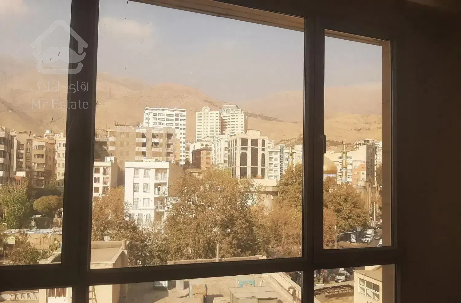 ۱۳۰مترشمال کاخ/طبقه۶لابی/ویو/دیزاینشده/پول لازم