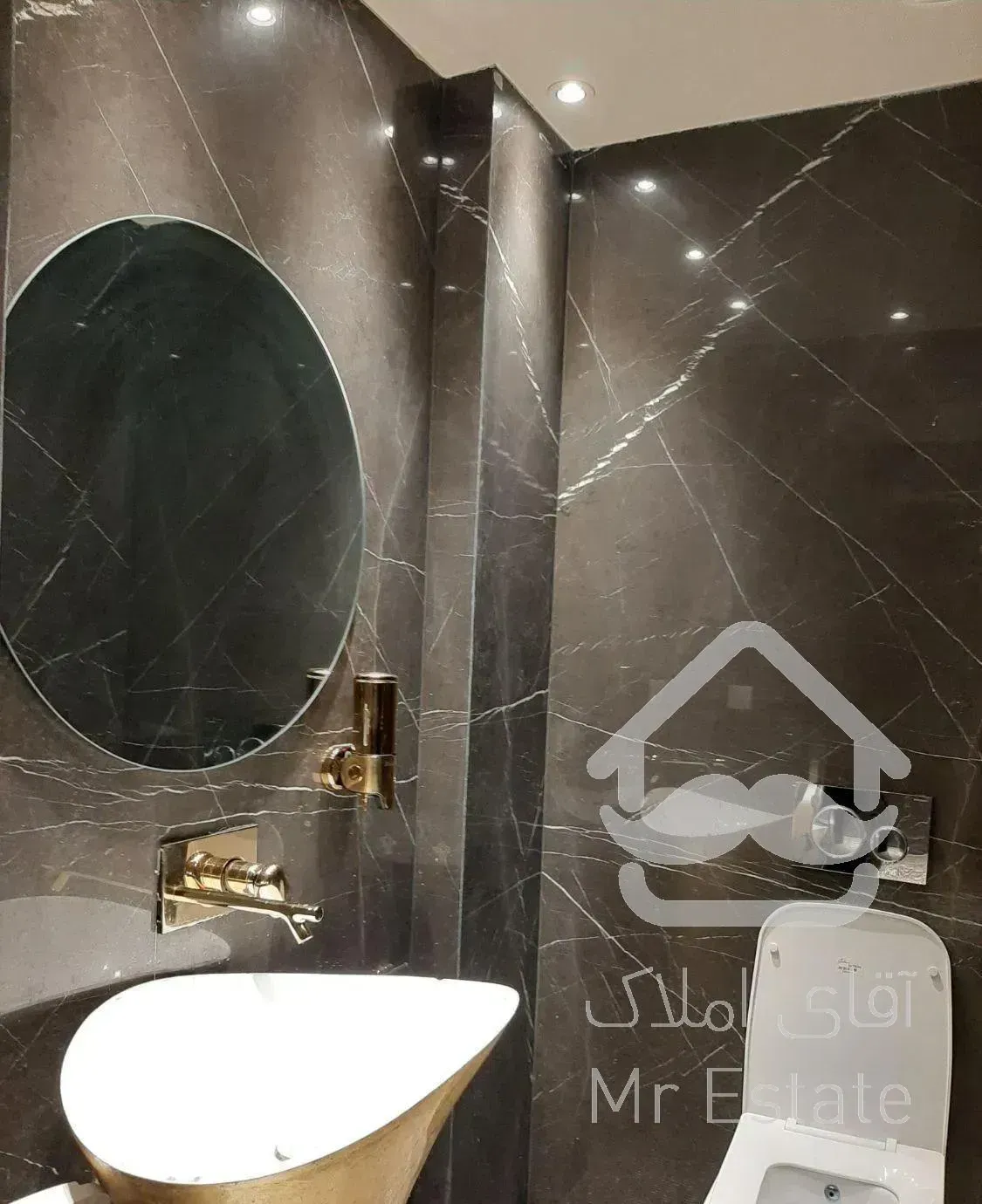 چهارباغ بالا کاویان ۱۶۵ متر آپارتمان شیک روحیه دار