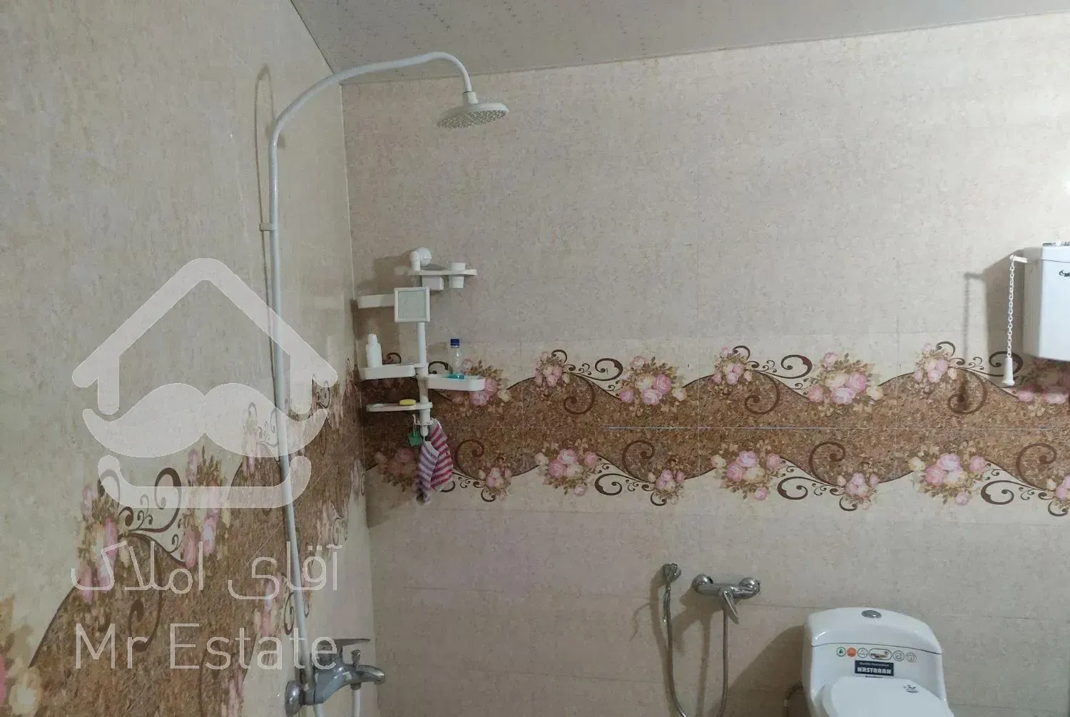 خونه ویلای حیاط دار 400متر