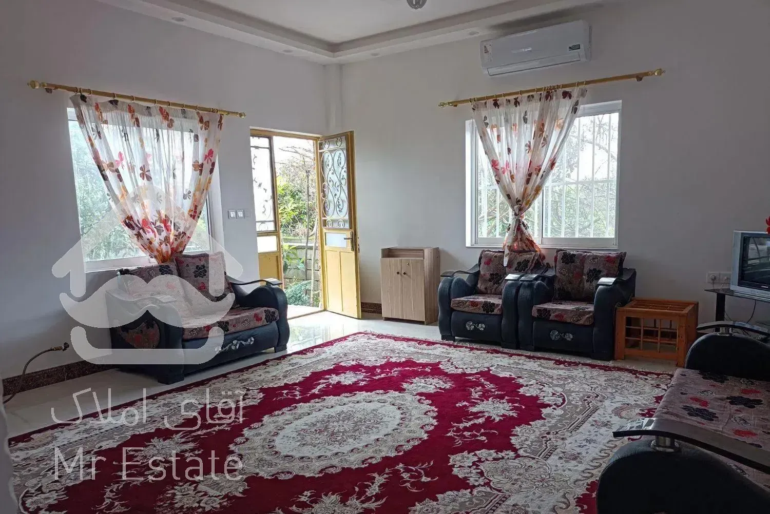 ویلا دوخواب حیاط باغی نوساز