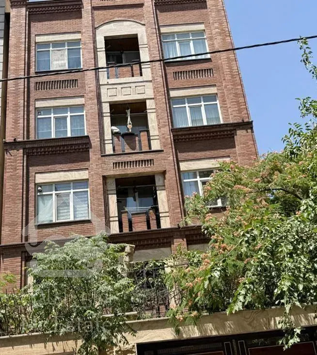 ۱۱۰ متر دوخوابه تک واحدی