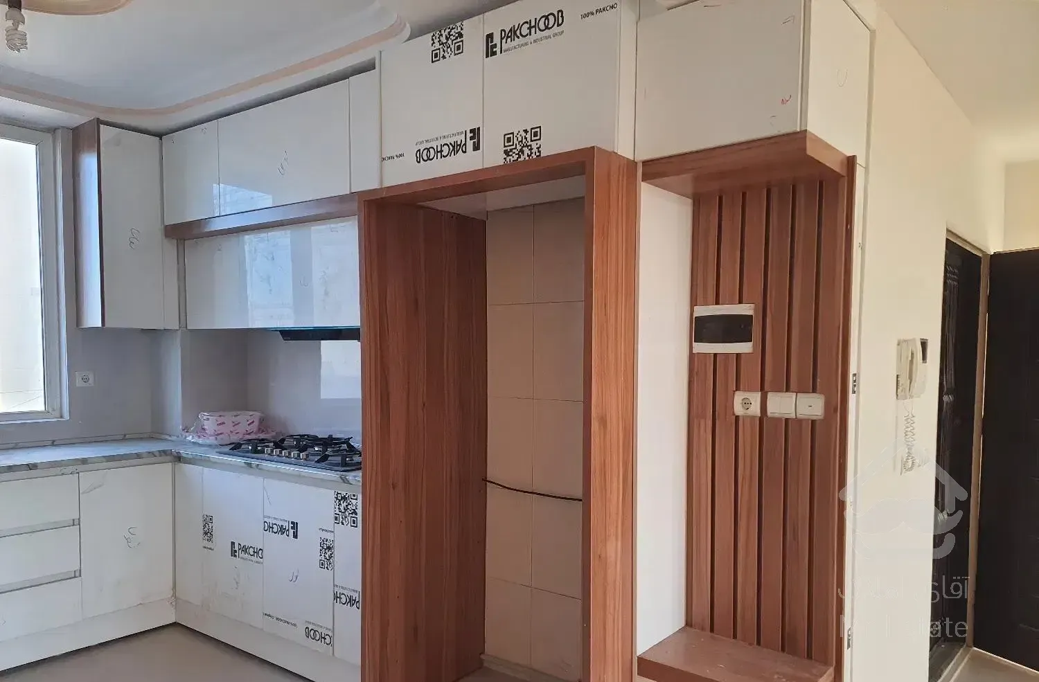 ۱۰۴ متر آپارتمان برخیابان تعاون