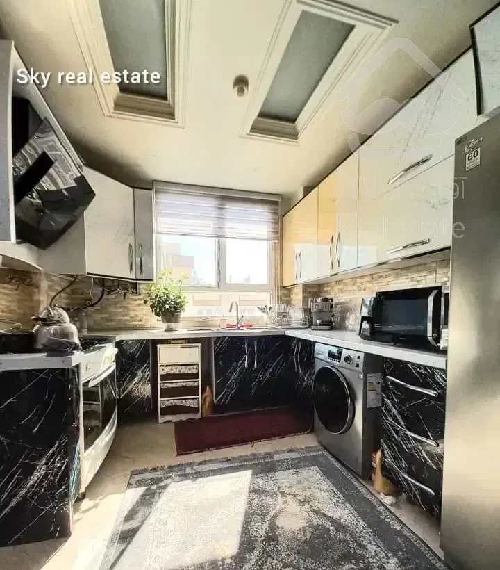 «۱۱۲ متر دوخواب با ۲پارکینگ سندی»