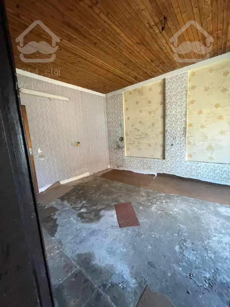 کلنگی ۲۰۰متری فروش فوری قابل بازسازی