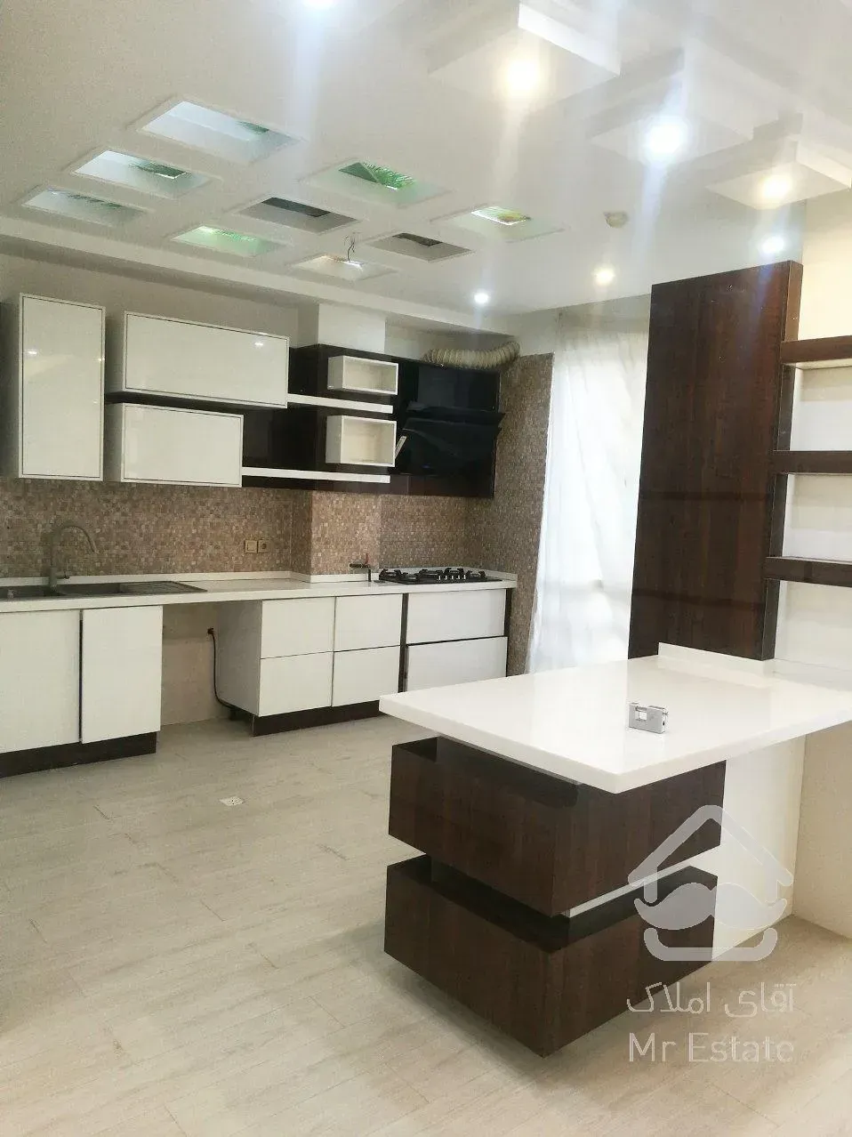 200 متر 3 خواب تکواحدی