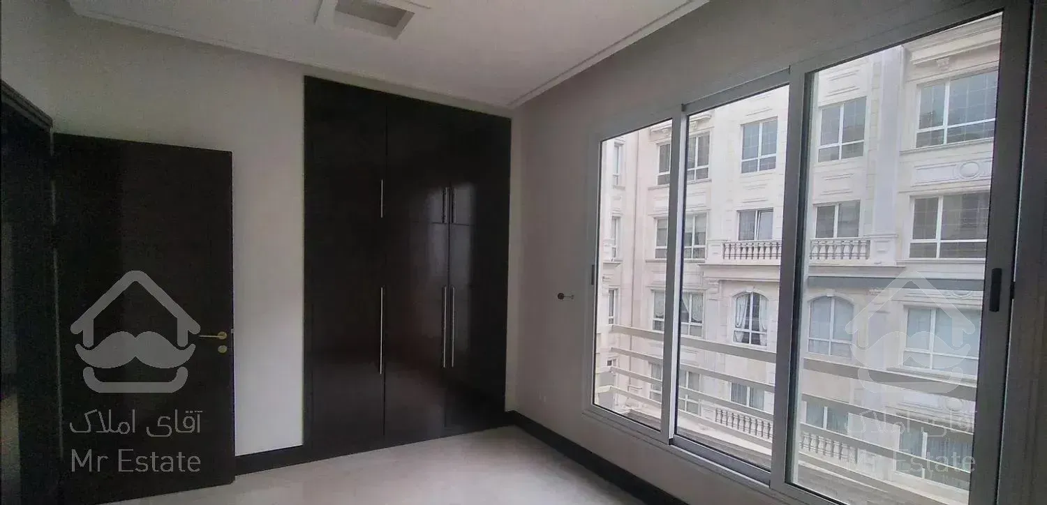 فرشته آقابزرگی۲۸۲متر۴خواب ۲پارکینگ فول امکانات