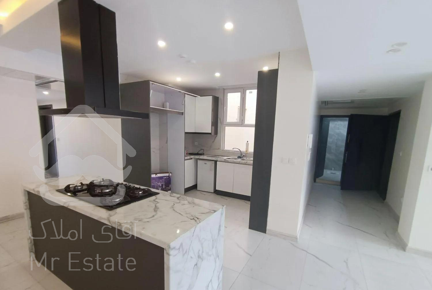 130متر.دو خواب.خ قائم مقام