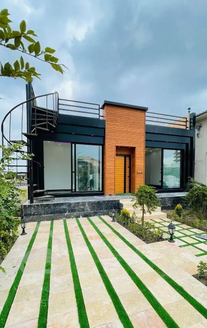 همکف۲۰۰متری روفدار ویو ابدی با جکوزی