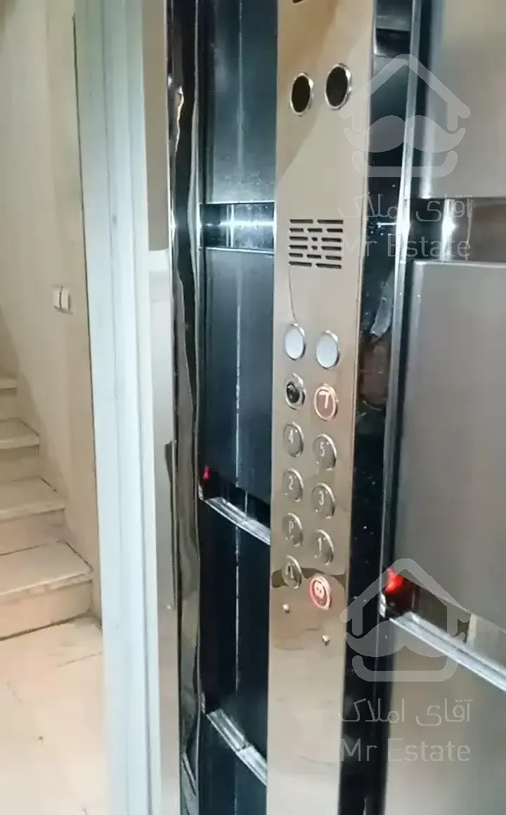 آپارتمان ۳ خواب تخلیه (نور و دسترسی)