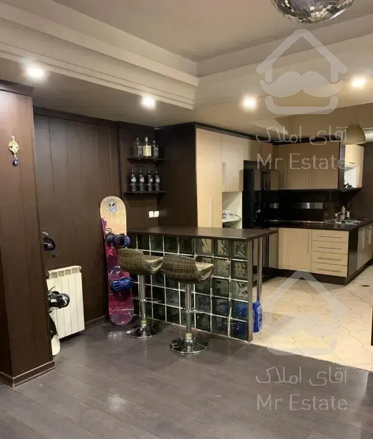 ۱۴۶متر/۳خواب/چشم انداز کوه/طبقه هفتم