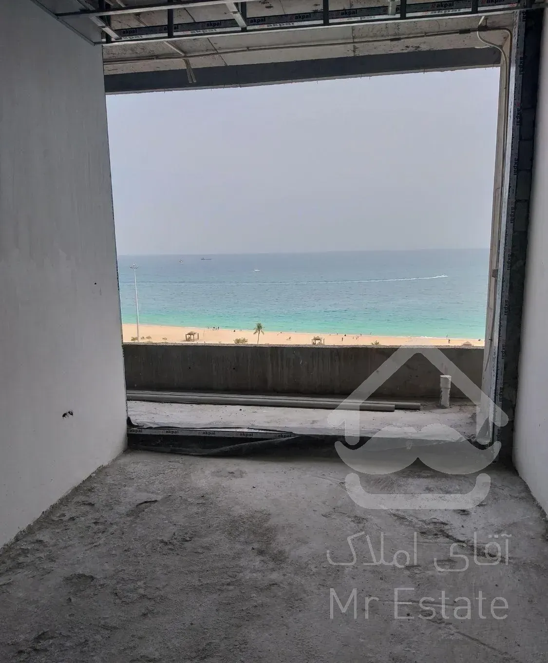 فروش آپارتمان ۱۰۲ متری ۱ خوابه