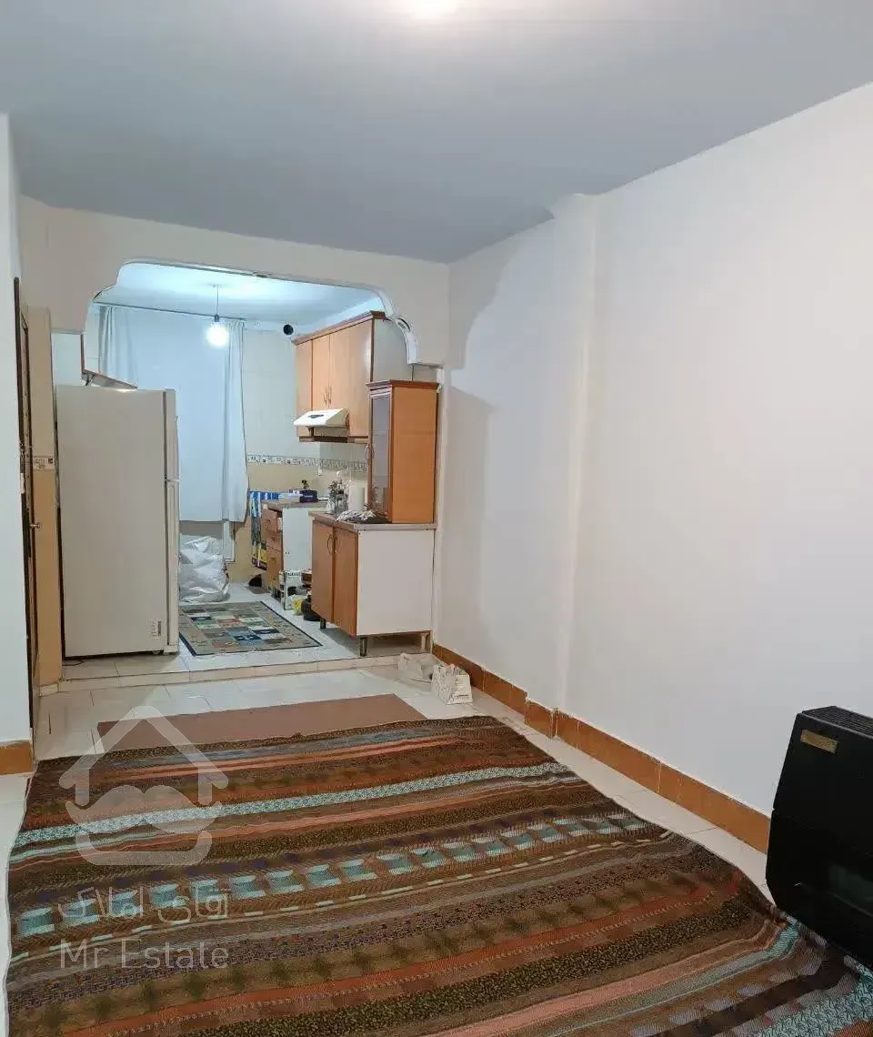 ۴۵ متر /حتی مجرد/پارکینگ/دهم فروردین خ تاجری