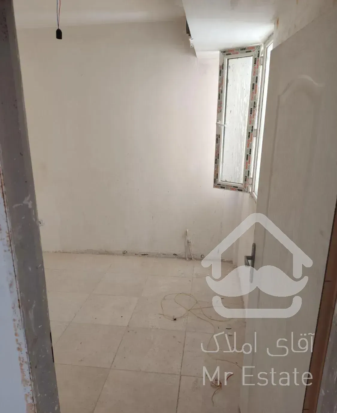 ۱۰۵ متری در شرق تهران