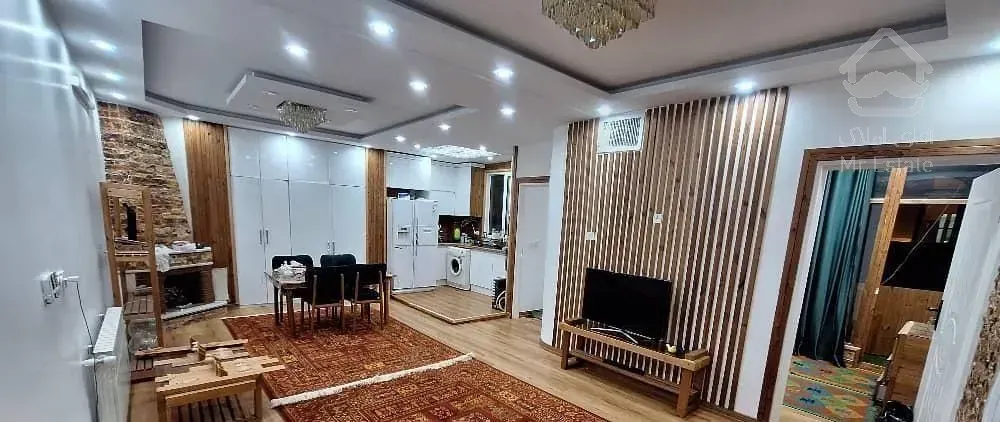 ۸۷ متری ۲ خوابه/ آسانسوردار/ در مخصوص فوری