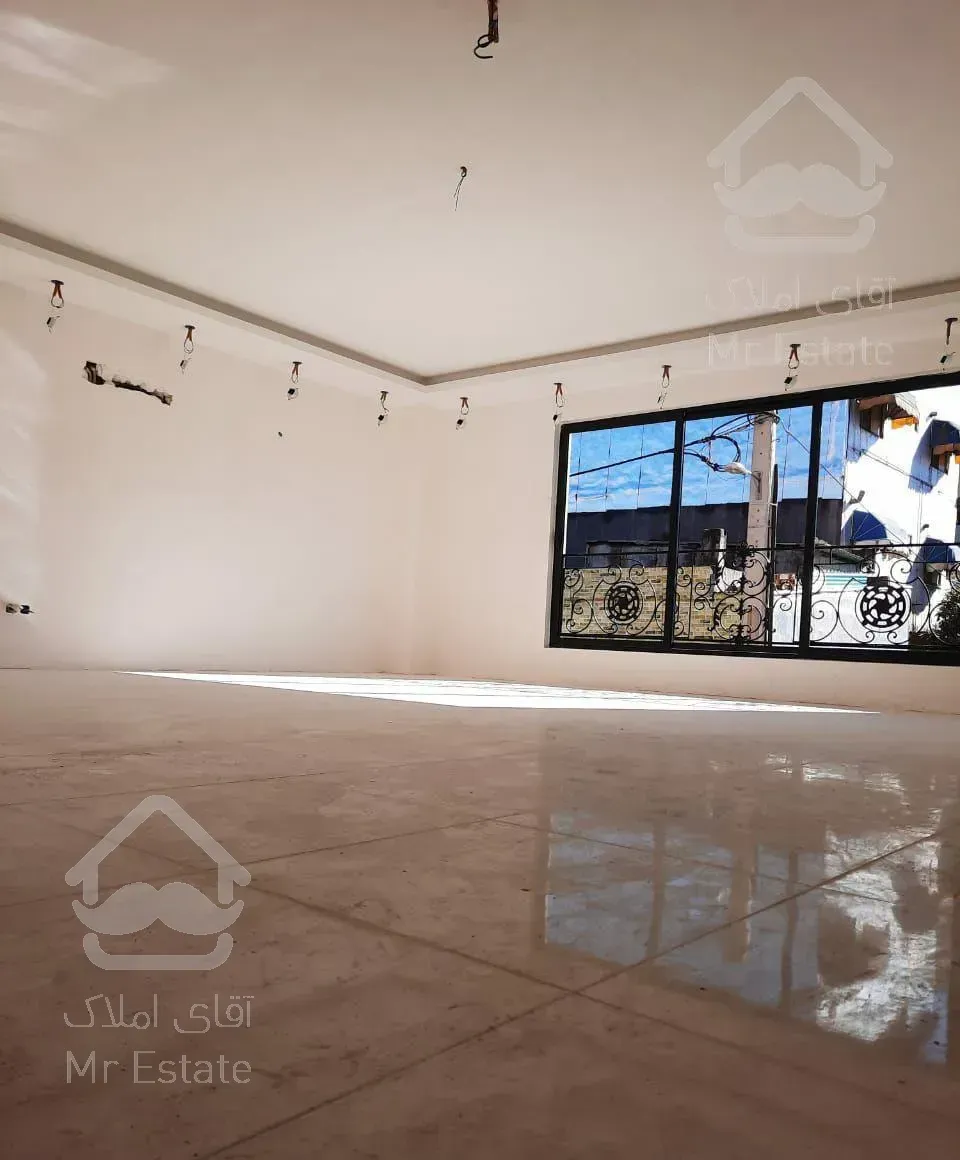 اپارتمان ۳۰۰متری سند تک برگ جاده نور