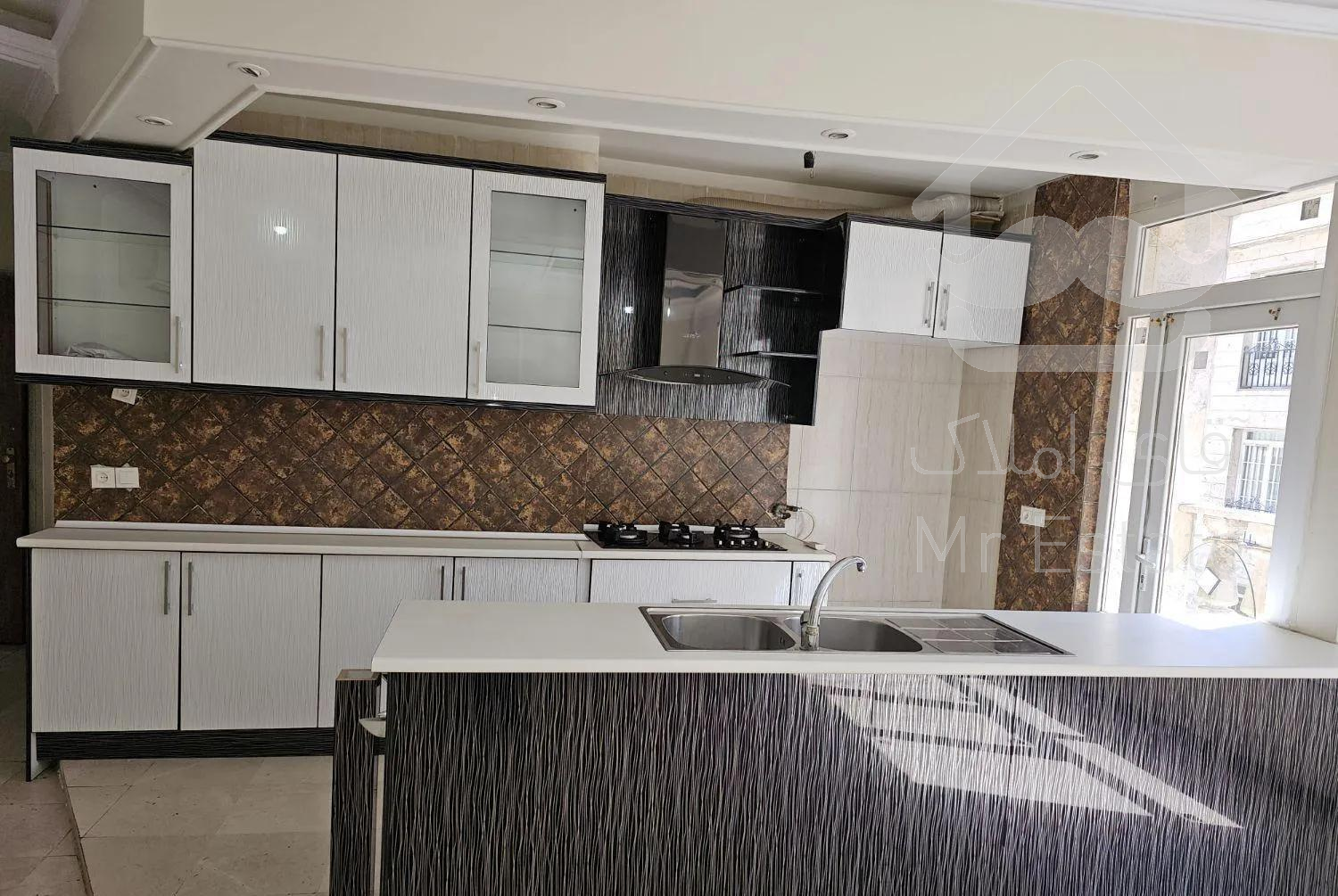 ۸۵ متر دوخواب تک واحدی آرارات خدامی