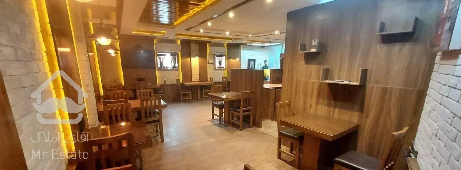 ۵۵ متر مغازه دیزاین چوب