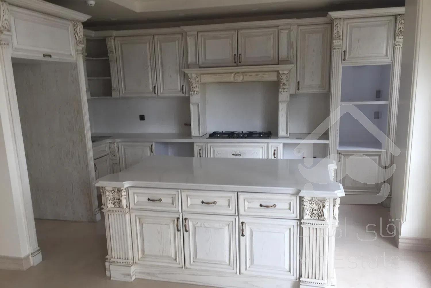 ۱۱۰ متر نیاوران/قابل تبدیل/۲ پارکینگ