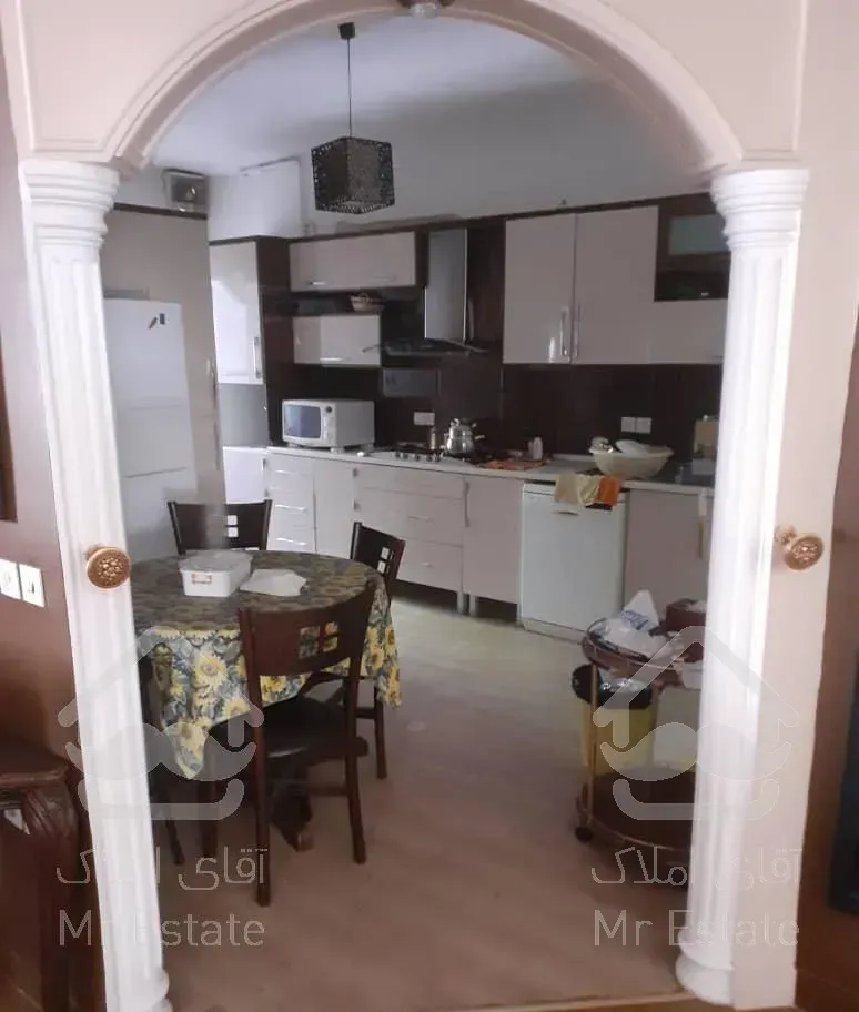 ۲۰۰متر خوش نقشه و نور۱۰۰متر قدرالسهم