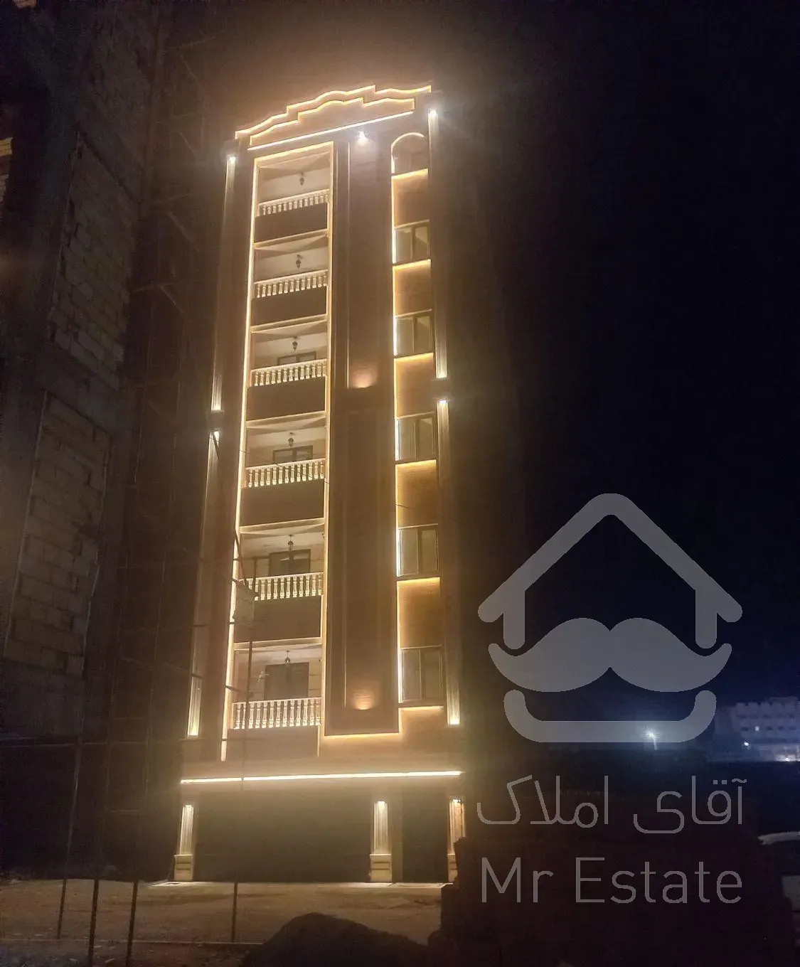 فروش آپارتمان ۱۳۵ متری ۳ خوابه