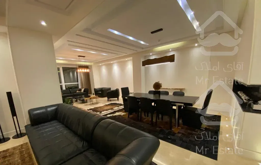 ۲۱۰ متر ۳ خواب فول مشاعات قلهک(پابرجا)