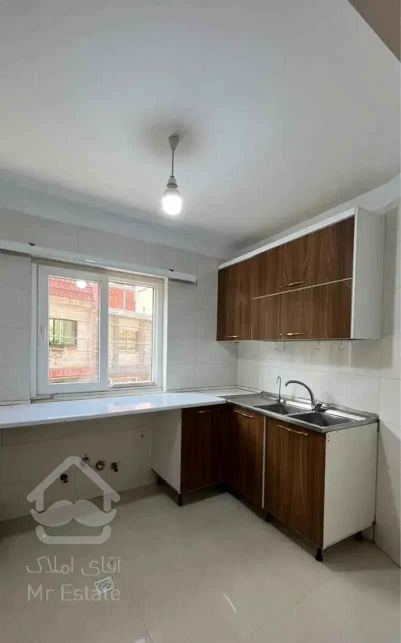 آپارتمان ۱۷۶ متری ۲ تا جای پارک خودرو خیابان بابل