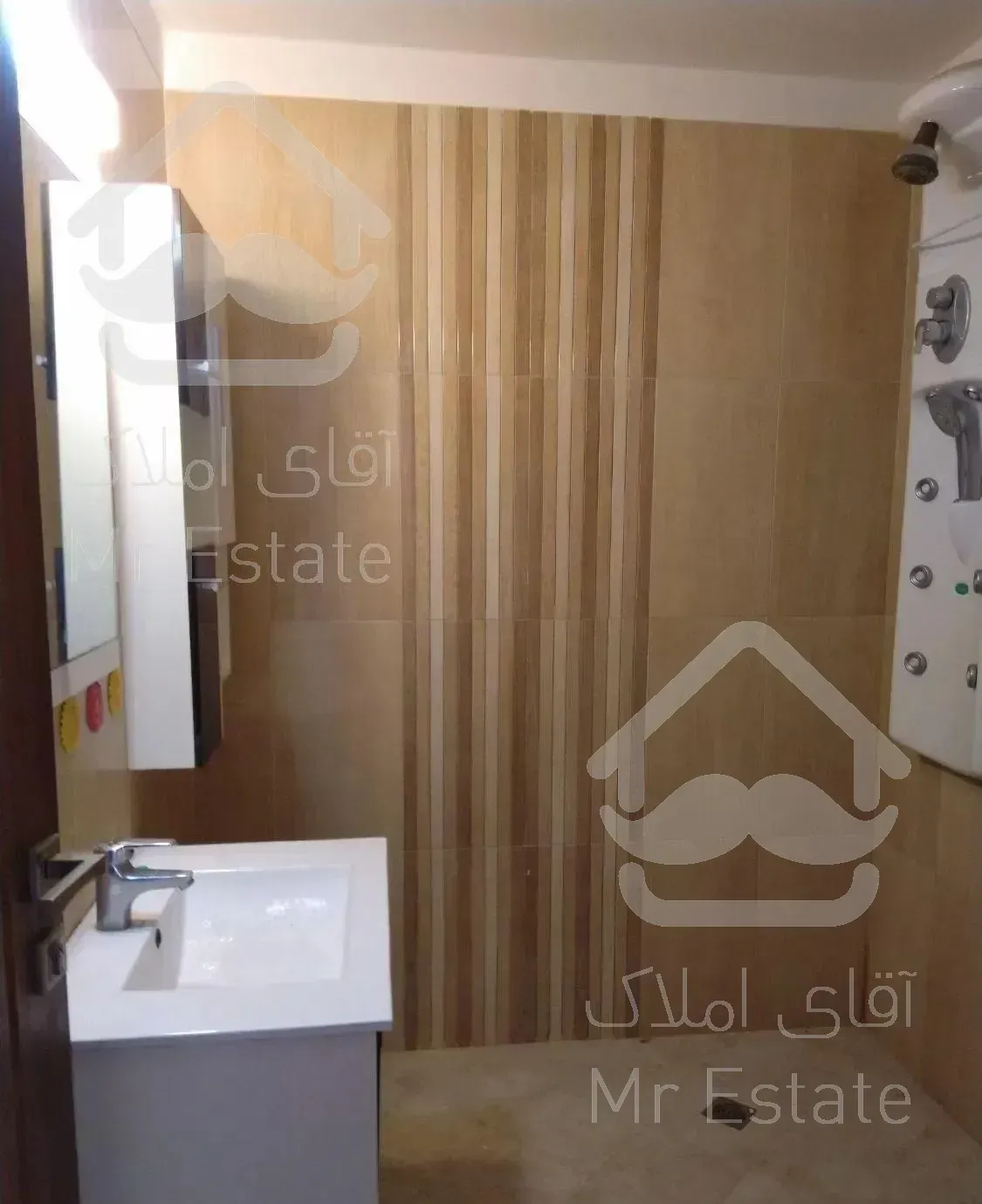 185 متری پاسداران