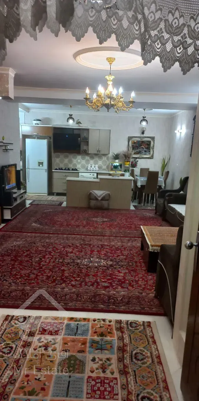 آپارتمان ۹۲ متر ۲خواب/ فول امکانات/ تاپ لوکیشن