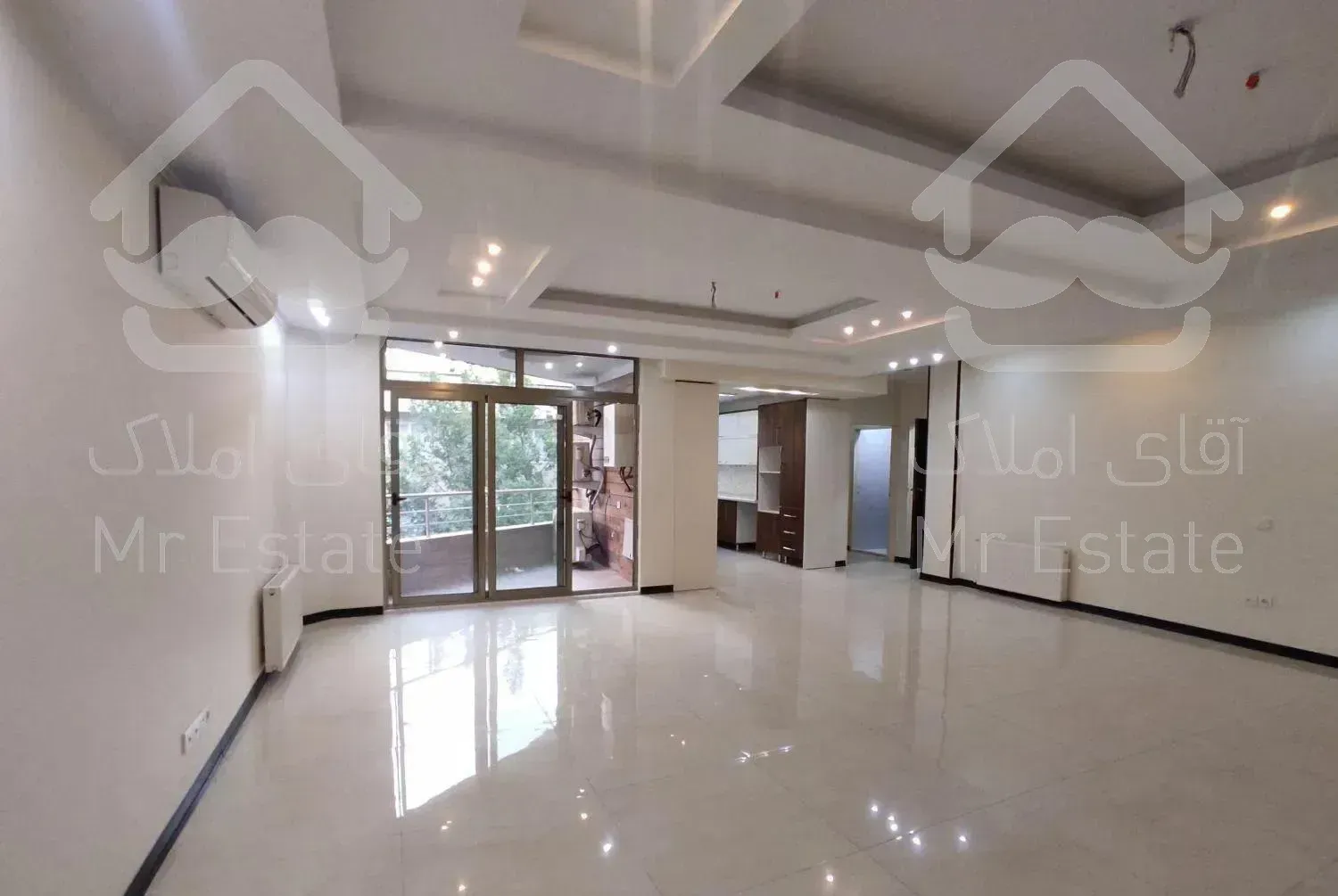 ونک‌ شیخ بهایی ۱۱۶ متر ۲ خوابه کلید نخورده